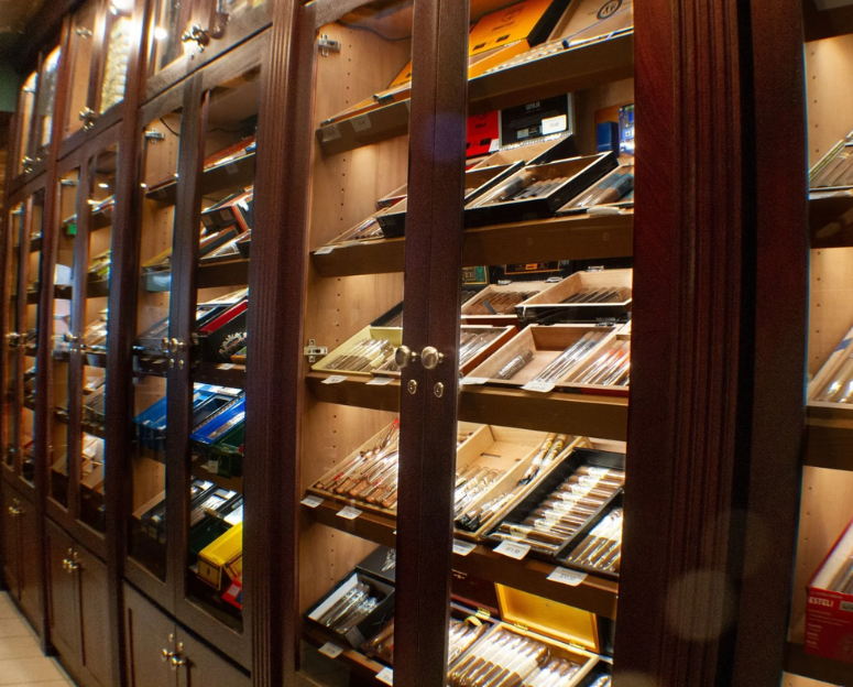 Austin TX Cigar Lounge & Smoke Shop